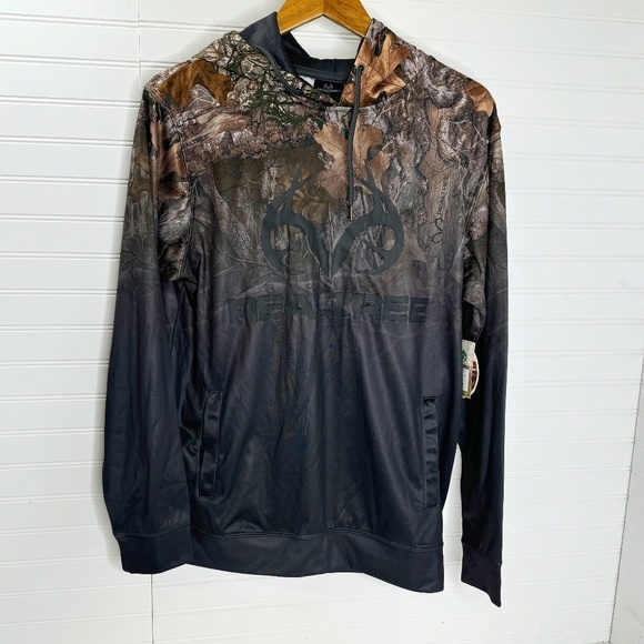 Realtree Other - NEW Realtree by Colosseum Men's Medium